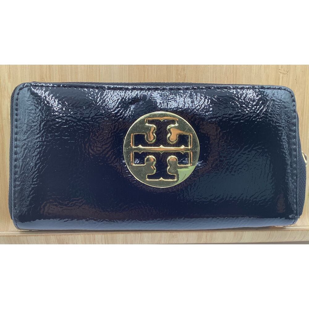 Tory burch patent leather‎ black gold logo
